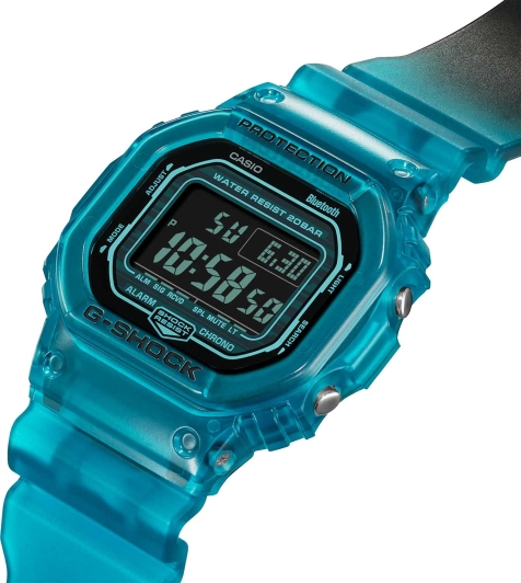 Часы Casio G-Shock DW-B5600G-2